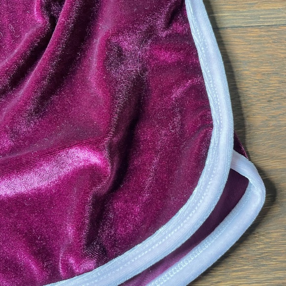 Burgundy Velvet Contrast Crop Top Two-Piece Set - Picture 5 of 7